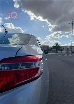 تۆیۆتا یارس